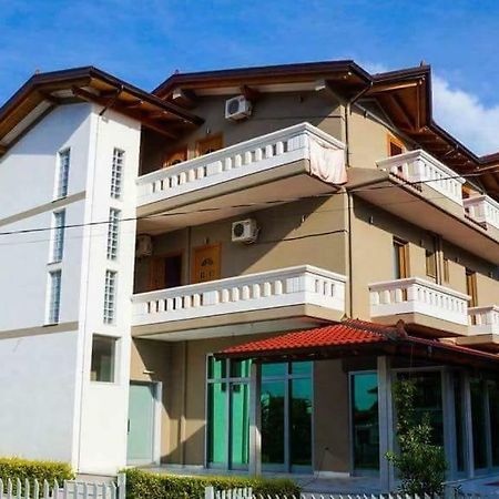Vila Green Relax Vlorë Exterior foto