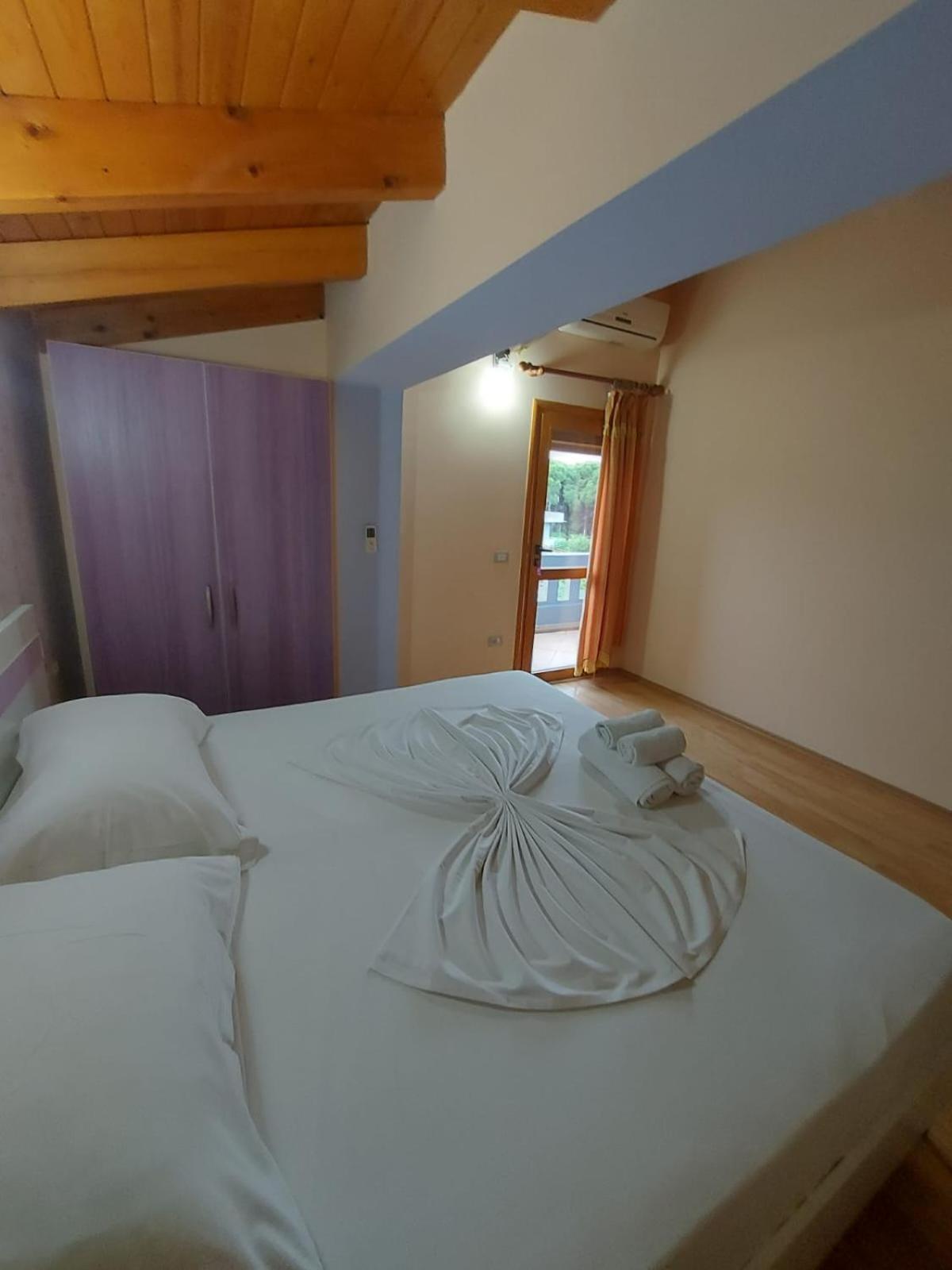 Vila Green Relax Vlorë Exterior foto