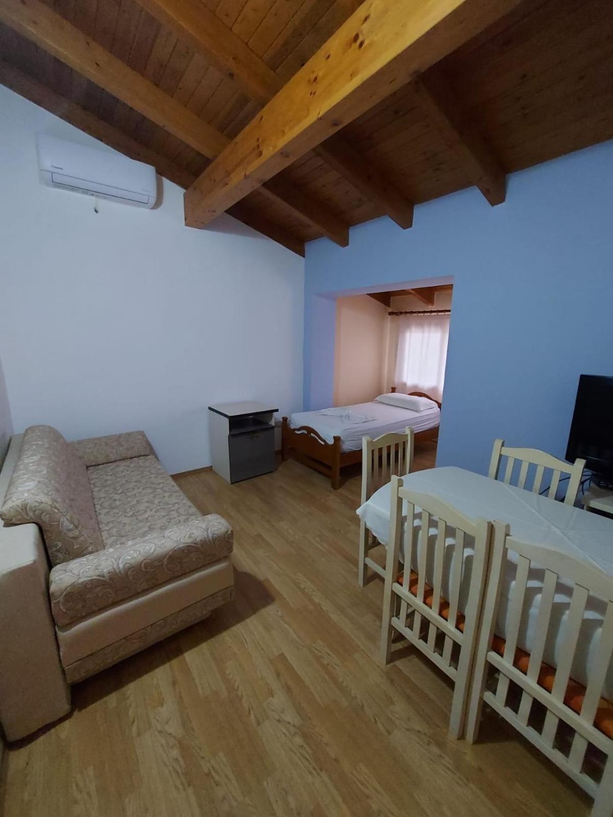 Vila Green Relax Vlorë Exterior foto