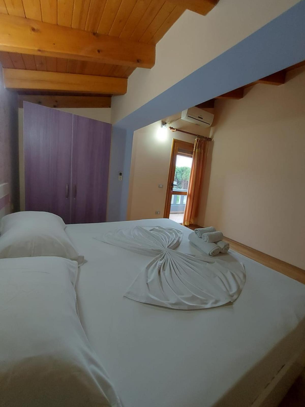 Vila Green Relax Vlorë Exterior foto