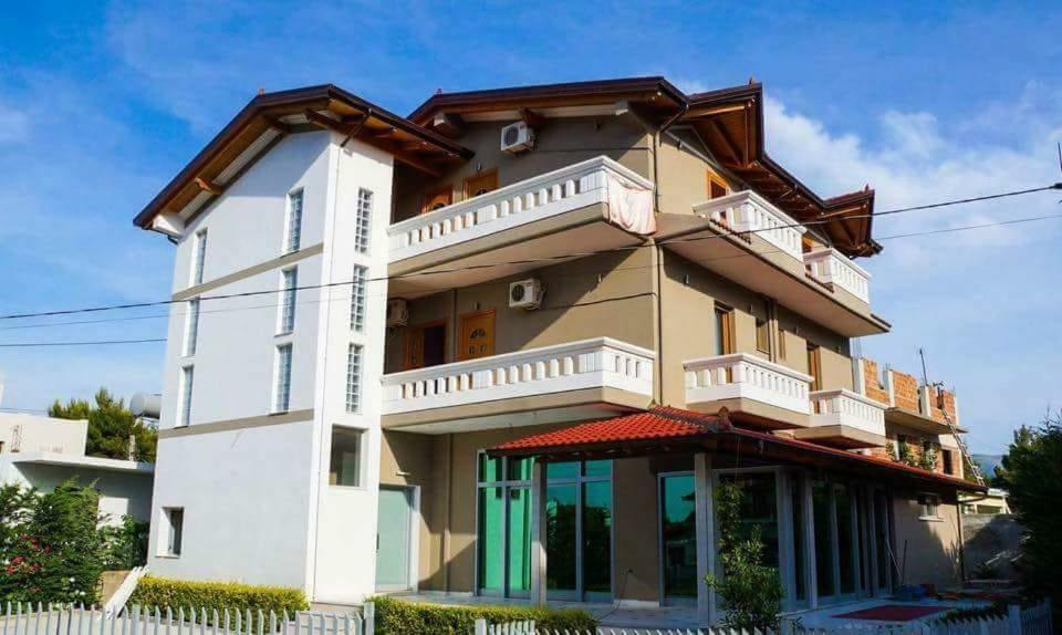 Vila Green Relax Vlorë Exterior foto